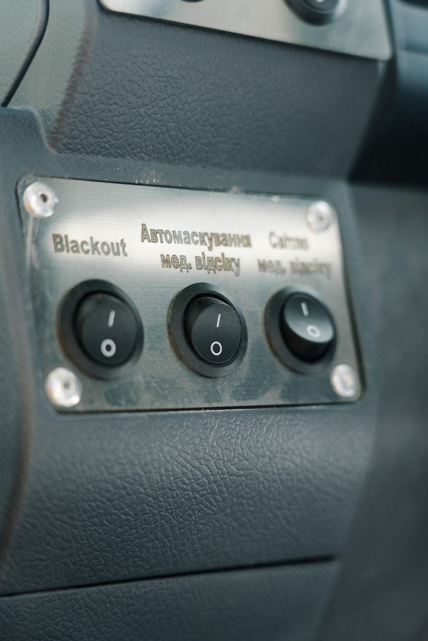 Toyota Land Cruiser, переобладнані як медичні платформи для евакуації поранених 7